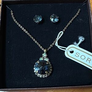 Sorrelli Gold Necklace with Blue Pendant and Earrings